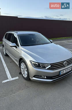 Универсал Volkswagen Passat 2017 в Виннице