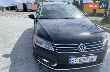 Универсал Volkswagen Passat 2012 в 