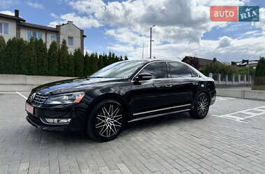 Седан Volkswagen Passat 2013 в Ровно