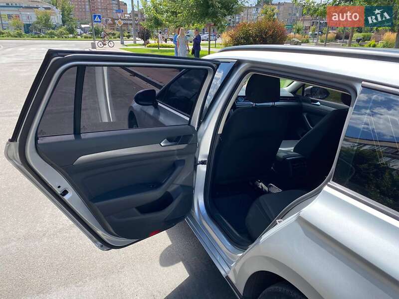 Универсал Volkswagen Passat 2015 в Белой Церкви