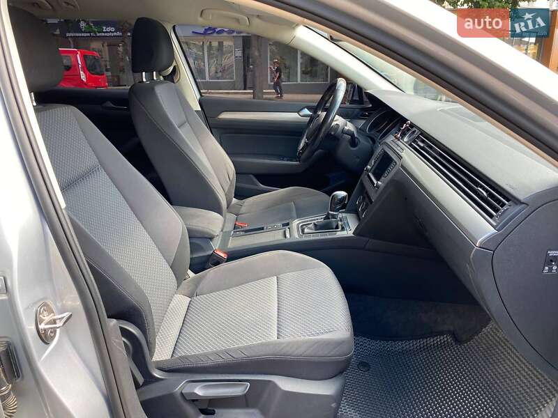 Универсал Volkswagen Passat 2015 в Белой Церкви