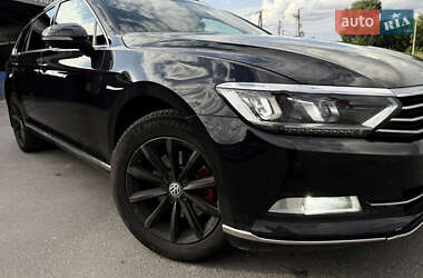 Універсал Volkswagen Passat 2015 в Києві