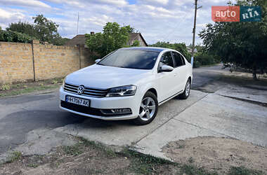 Седан Volkswagen Passat 2012 в Одесі