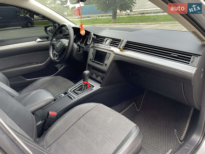 Универсал Volkswagen Passat 2014 в Виннице фото 24 Универсал Volkswagen Passat 2014 в Виннице