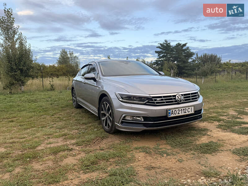 Седан Volkswagen Passat 2018 в Виноградове