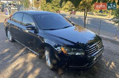 Седан Volkswagen Passat 2014 в Кривом Роге