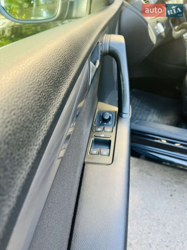 Универсал Volkswagen Passat 2014 в Одессе