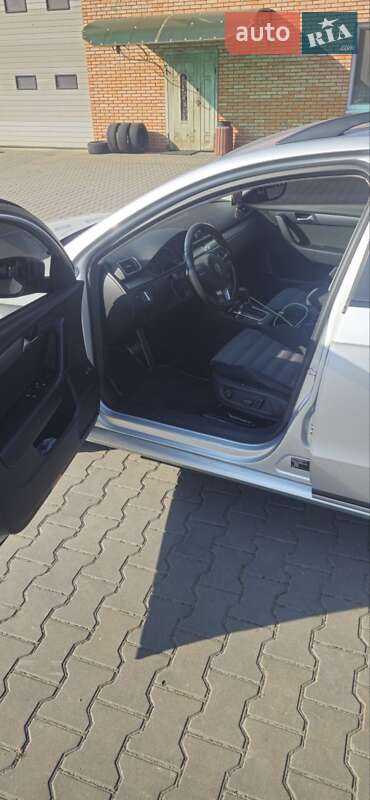 Универсал Volkswagen Passat 2013 в Виннице