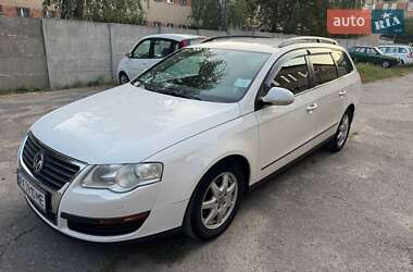 Универсал Volkswagen Passat 2009 в Харькове