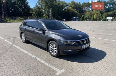 Універсал Volkswagen Passat 2017 в Чернігові