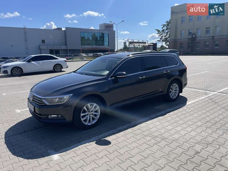 Універсал Volkswagen Passat 2017 в Чернігові