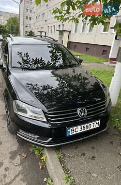 Универсал Volkswagen Passat 2010 в Стрые