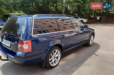 Универсал Volkswagen Passat 2003 в Ровно
