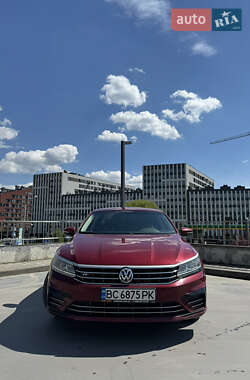 Седан Volkswagen Passat 2017 в Львове