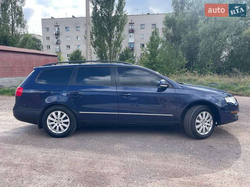 Универсал Volkswagen Passat 2010 в Коростене