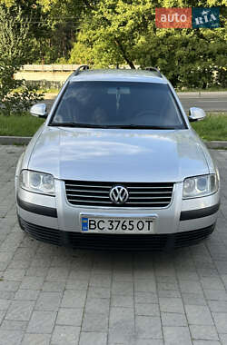 Универсал Volkswagen Passat 2004 в Новояворовске