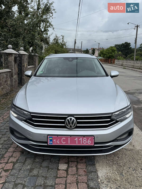 Универсал Volkswagen Passat 2020 в Ивано-Франковске