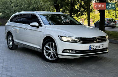 Универсал Volkswagen Passat 2015 в Ужгороде