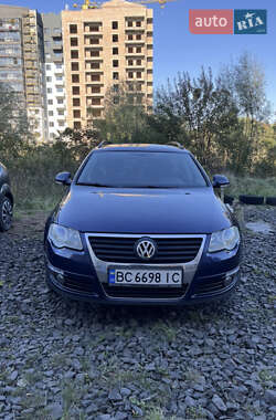 Універсал Volkswagen Passat 2010 в Шептицькому