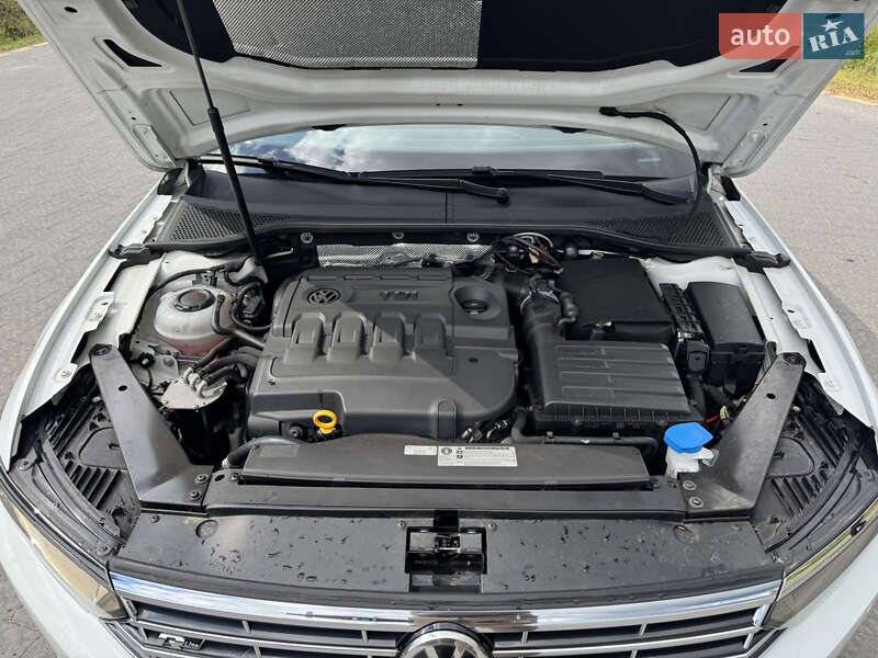 Седан Volkswagen Passat 2017 в Ковеле