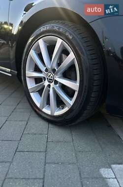 Універсал Volkswagen Passat 2011 в  фото 8 Універсал Volkswagen Passat 2011 в