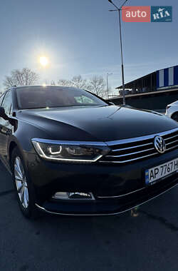 Универсал Volkswagen Passat 2017 в Запорожье