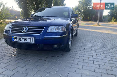 Седан Volkswagen Passat 2000 в Черноморске