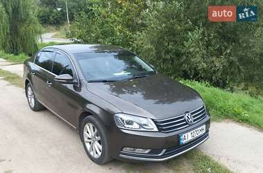 Седан Volkswagen Passat 2013 в Тетієві