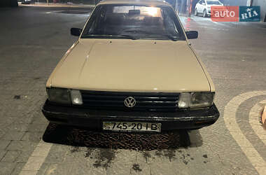 Універсал Volkswagen Passat 1986 в Надвірній