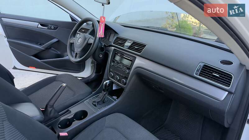 Седан Volkswagen Passat 2012 в Черноморске