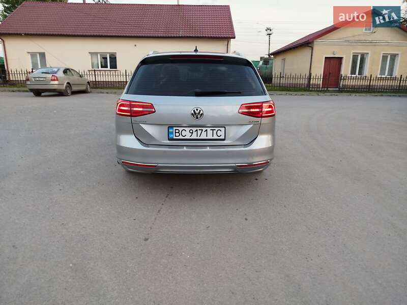 Универсал Volkswagen Passat 2017 в Львове