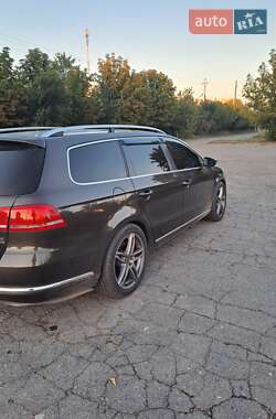 Универсал Volkswagen Passat 2013 в 