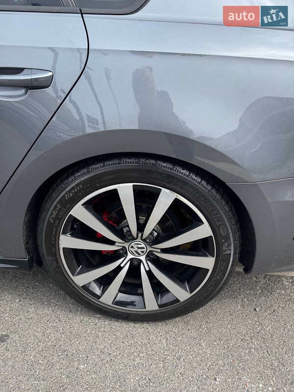 Седан Volkswagen Passat 2018 в Киеве фото 21 Седан Volkswagen Passat 2018 в Киеве
