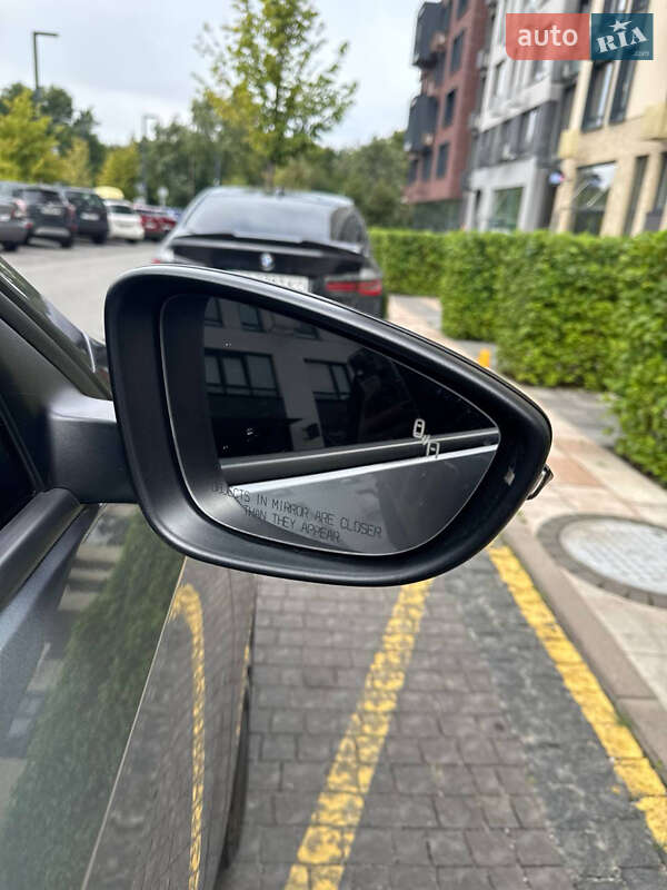 Седан Volkswagen Passat 2018 в Киеве фото 23 Седан Volkswagen Passat 2018 в Киеве
