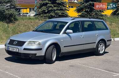 Універсал Volkswagen Passat 2002 в Рівному