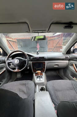 Универсал Volkswagen Passat 2002 в 