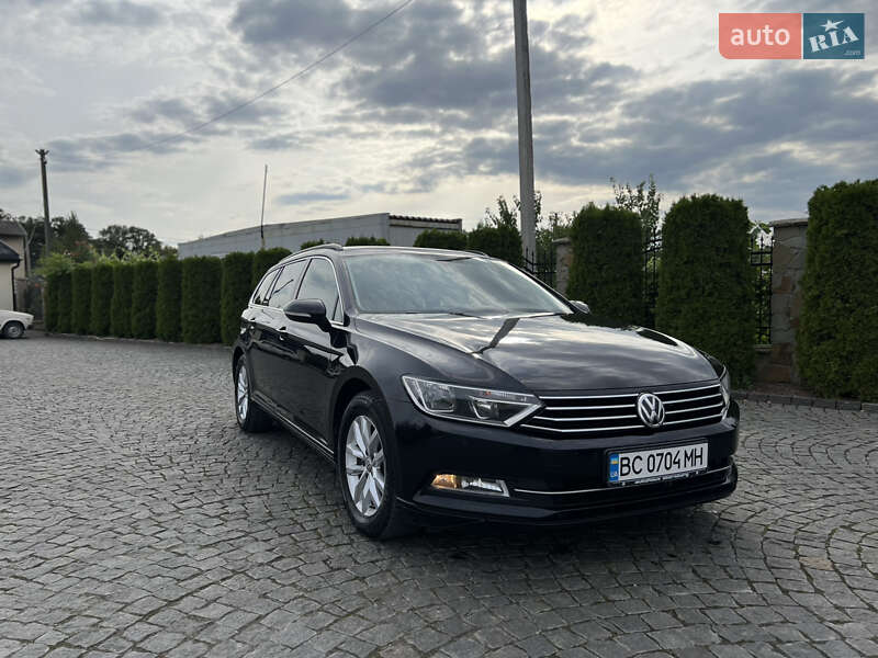 Универсал Volkswagen Passat 2016 в Жовкве