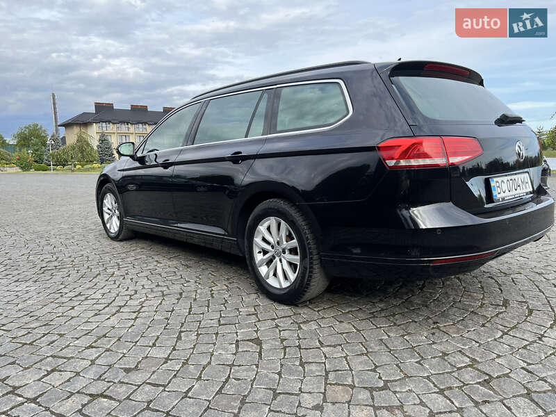 Универсал Volkswagen Passat 2016 в Жовкве