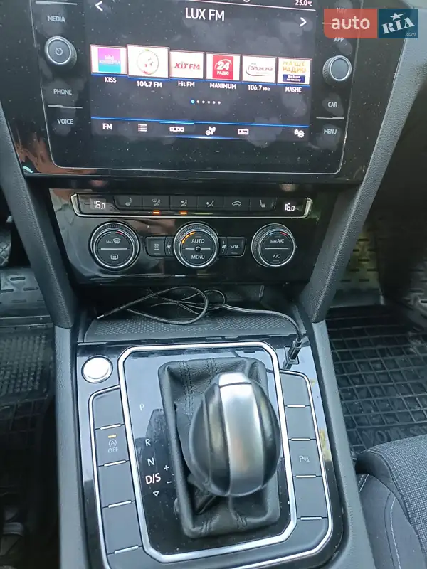 Volkswagen Passat 2020 VIN WVWZZZ3CZLE135942 фото оголошення 7 з 46