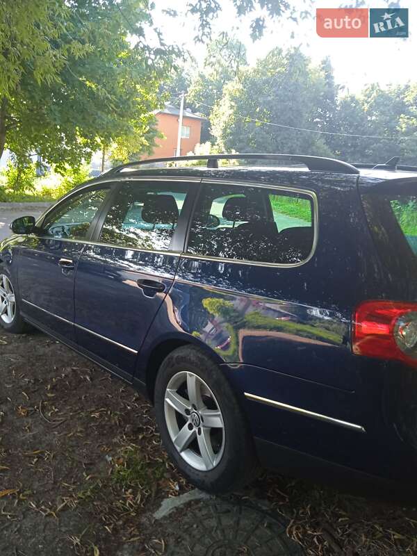 Универсал Volkswagen Passat 2009 в Львове