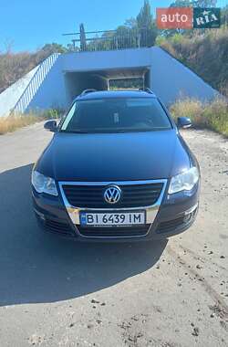 Універсал Volkswagen Passat 2005 в Кобеляках