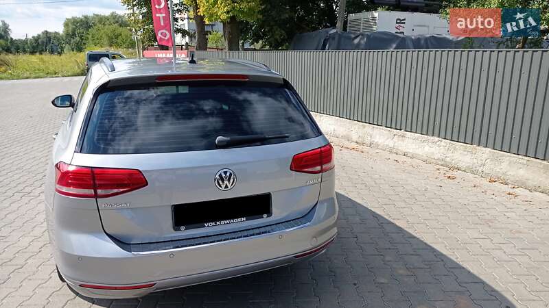 Універсал Volkswagen Passat 2017 в Львові
