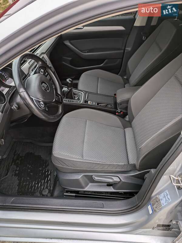 Универсал Volkswagen Passat 2016 в Львове