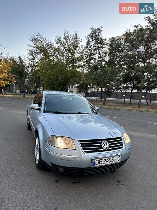 Седан Volkswagen Passat 2002 в Николаеве