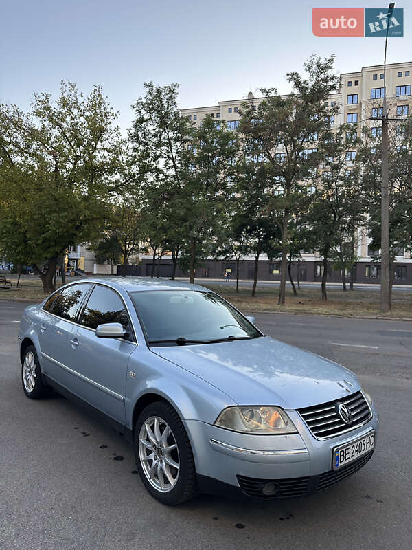 Седан Volkswagen Passat 2002 в Николаеве