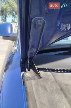 Универсал Volkswagen Passat 2004 в  фото 19 Универсал Volkswagen Passat 2004 в