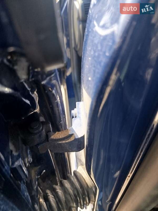 Універсал Volkswagen Passat 2004 в Овручі