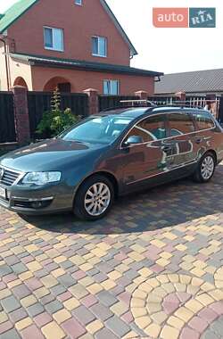 Універсал Volkswagen Passat 2010 в  фото 7 Універсал Volkswagen Passat 2010 в
