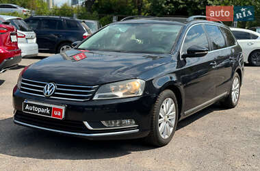 Універсал Volkswagen Passat 2013 в Вінниці