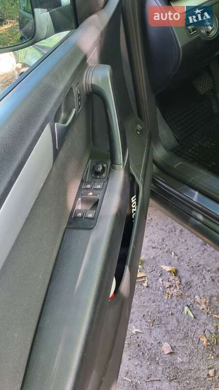 Универсал Volkswagen Passat 2014 в Луцке фото 4 Универсал Volkswagen Passat 2014 в Луцке